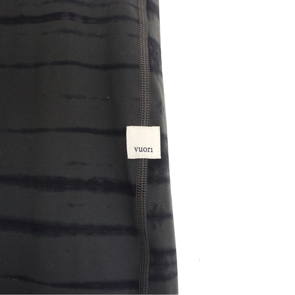 Vuori Daily Leggings Dark Oregano Shibori Stripe - Picture 6 of 8